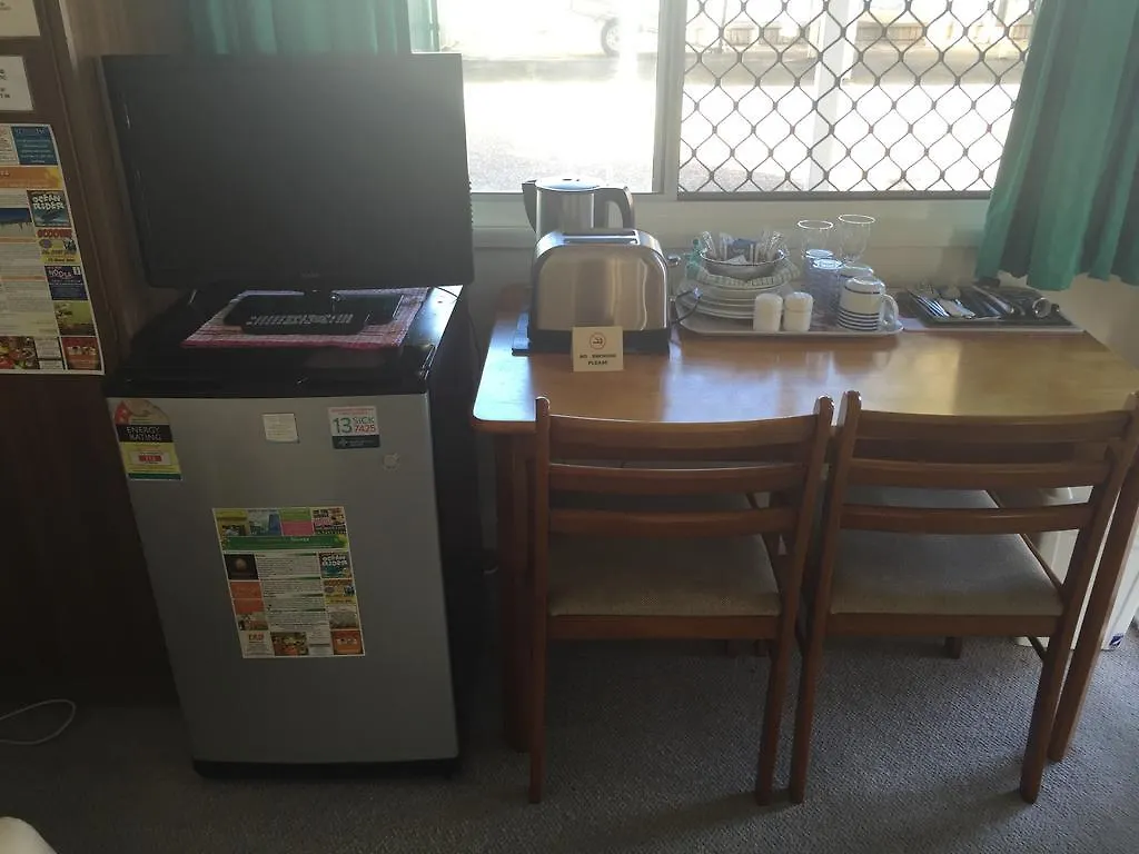 Sandy Court Holiday Units Motel Noosaville